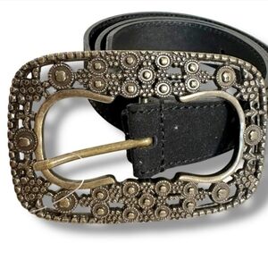 FREE PEOPLE Black Suade Leather Belt with Ornate Brushed Gold Buckle. NWT.